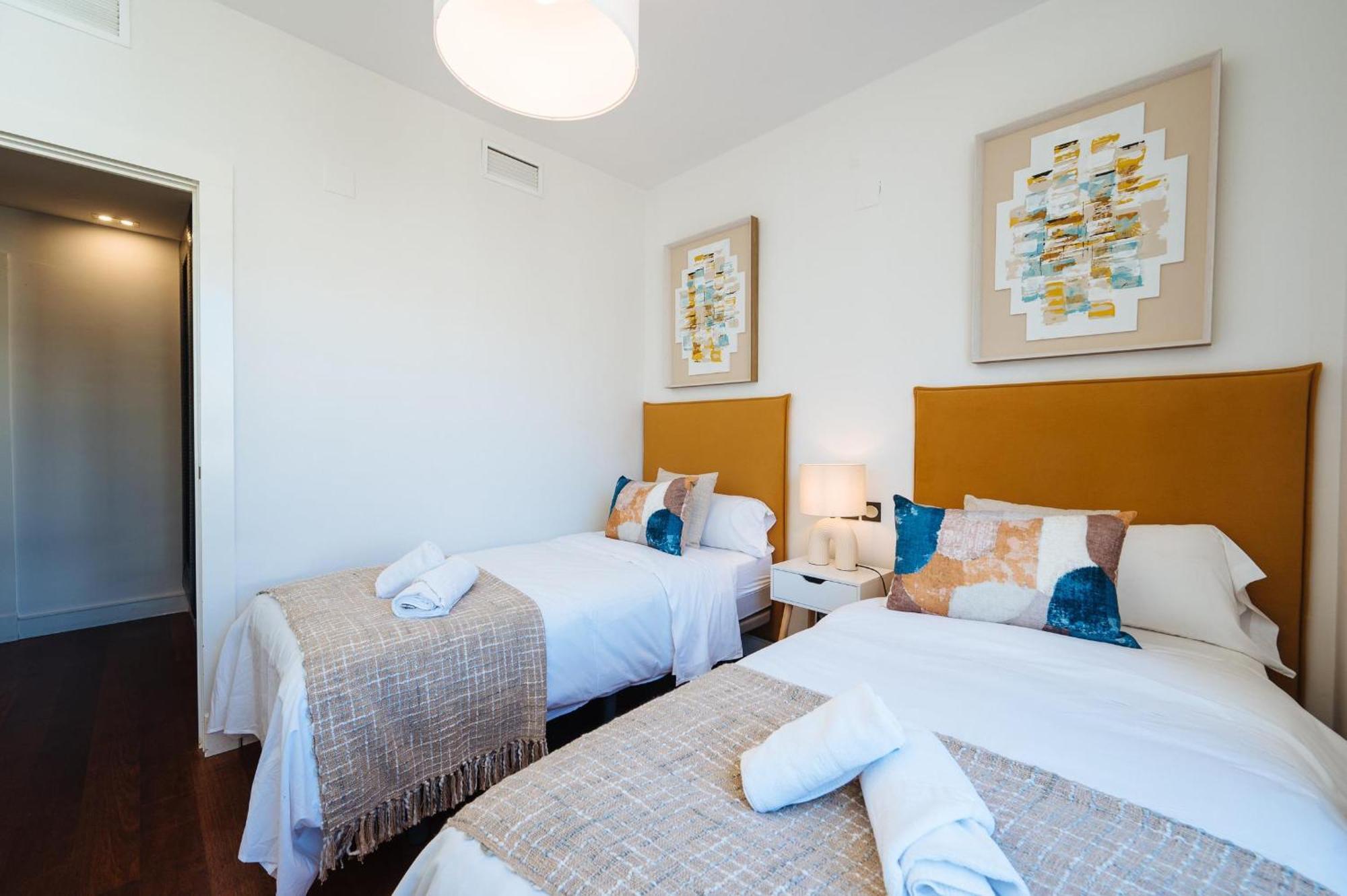 San Bernardo Home Free Parking Sevilla Exterior foto